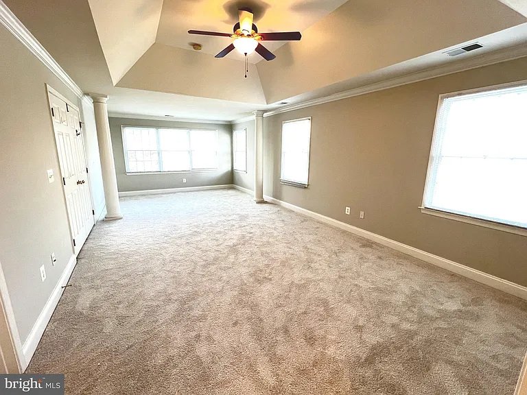 5920 Interlachen Ct — Photo 16