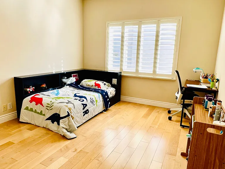 708 Jenny Ct — Photo 16