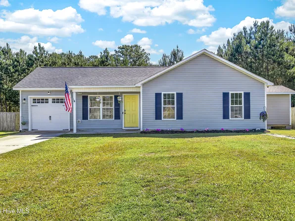 507 Cherry Blossom Lane, Richlands, NC 28574