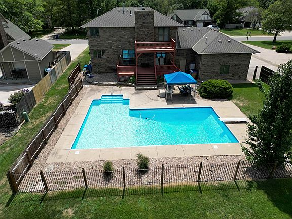 3rd image of 1418 E Kay St