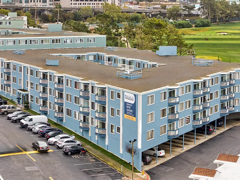 Westlake Apartments — Photo 9