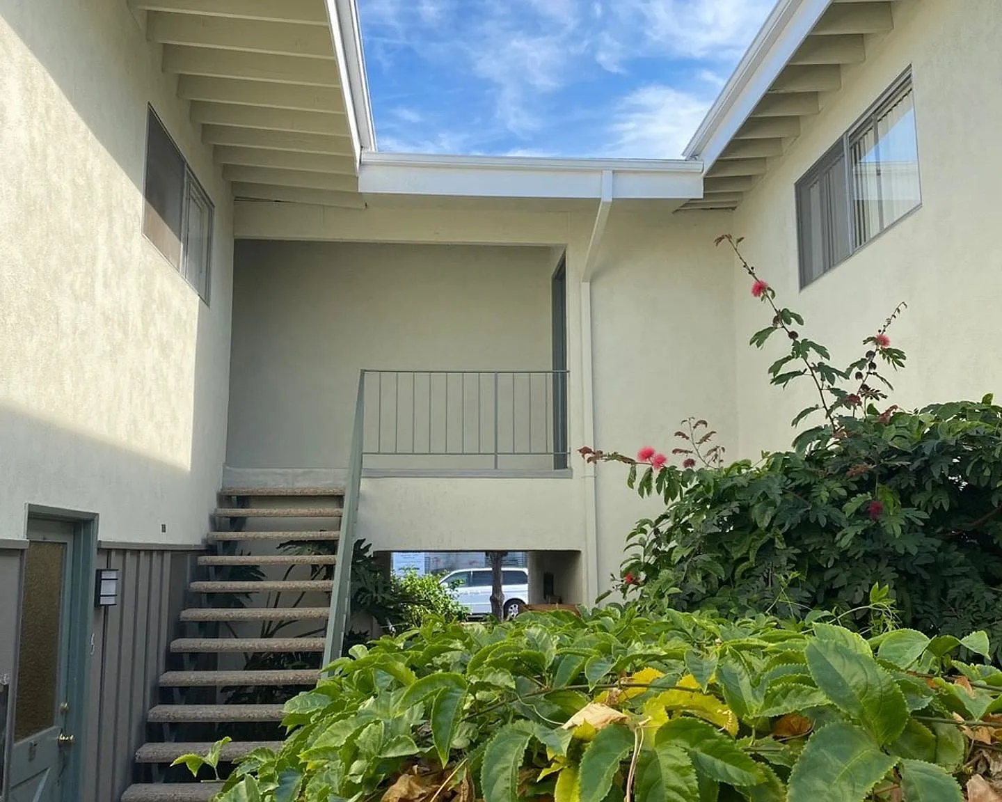 3655 Westwood Boulevard — Photo 1