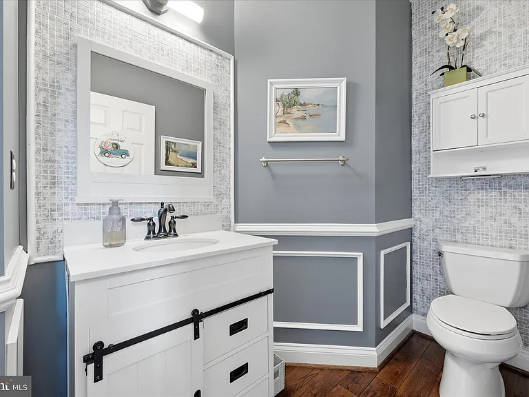 704 Seaton Ct SE — Photo 11