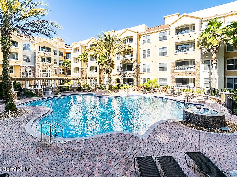 1st image of 8539 GATE Parkway W #111
