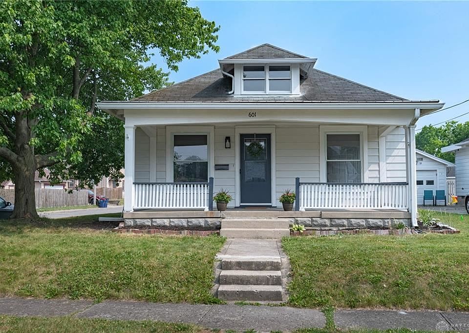 1st image of 601 Robinson Ave