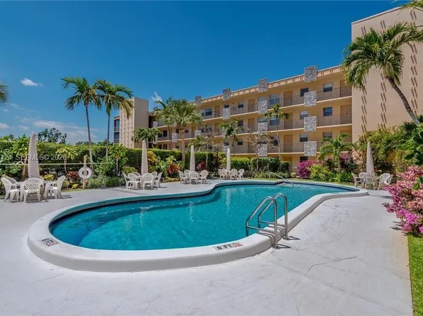 2145 Pierce St APT 326, Hollywood, FL 33020