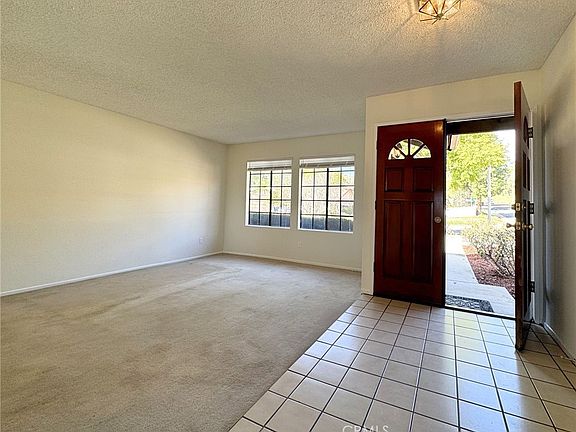 3rd image of 208 Deborah Ct