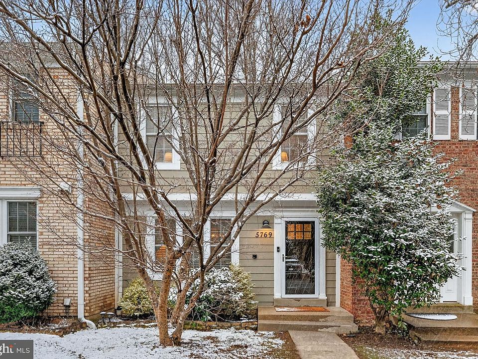 1st image of 5769 Heritage Hill Dr