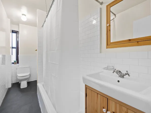 860 Grand Concourse image 9 of 12