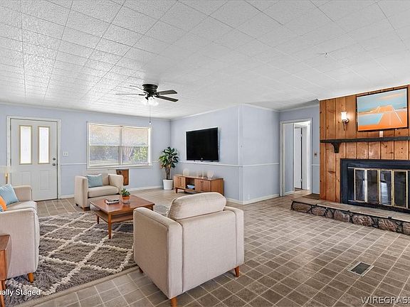 4th image of 618 Peachtree St