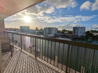 8100 Byron Ave APT 306, Miami Beach, FL 33141