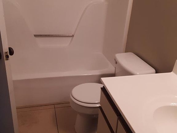 5th image of 411 Odin Ln NW APT B