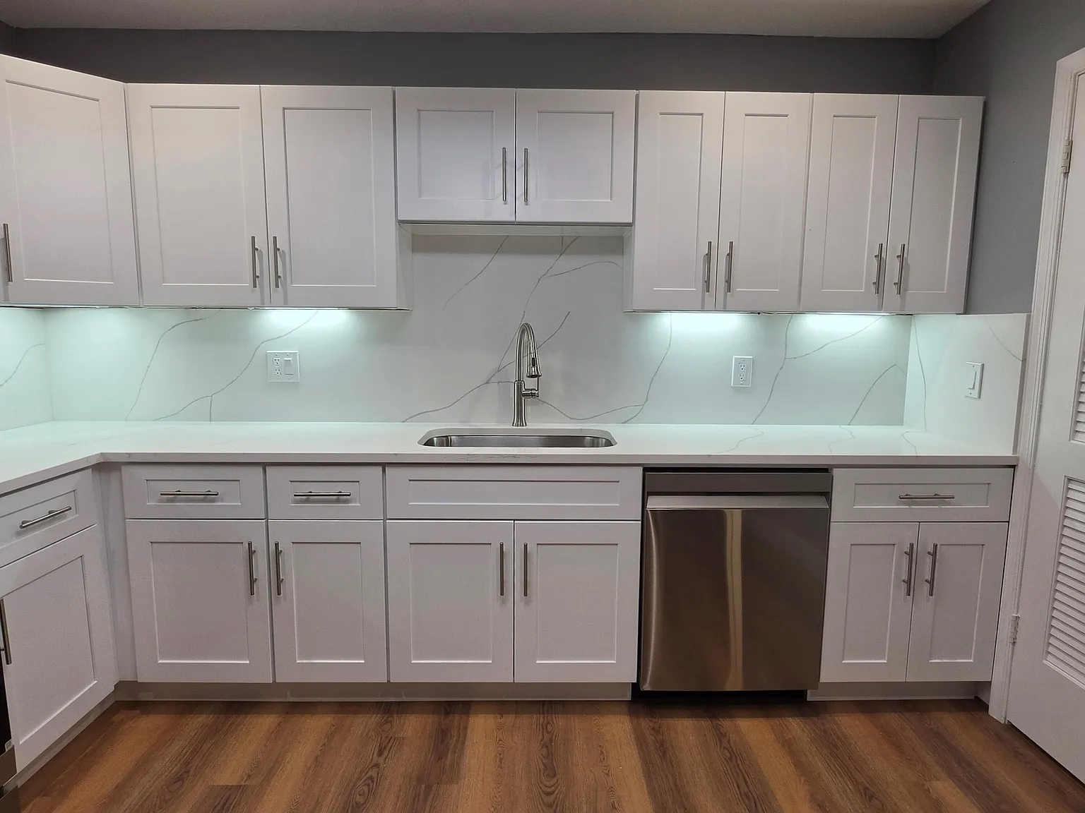 2 bed, 2.0 bath, 1243 sqft, $2,300 — Photo 4