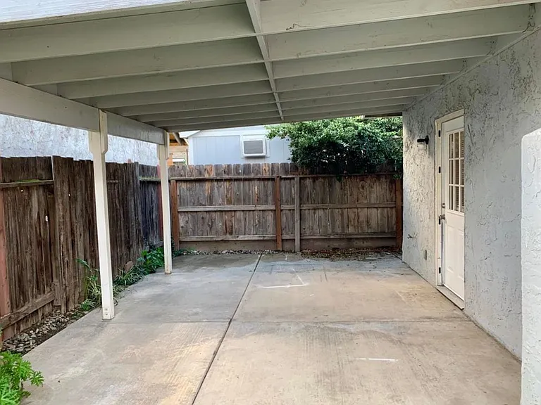 1403 E Sunnyview Ave — Photo 18