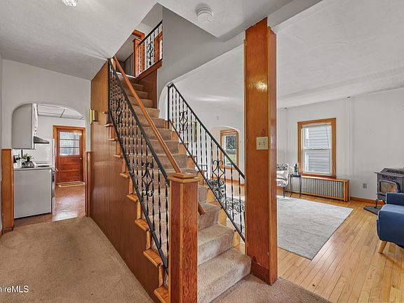 5th image of 28-30 1st St