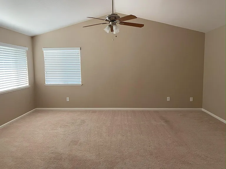 422 Madrone Pl — Photo 31