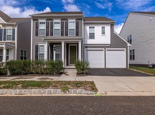 708 Withers Park Dr, Cranberry Township, PA