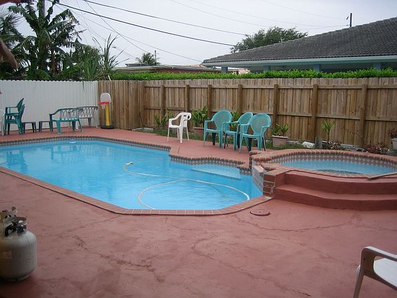 pool and jacuzzi