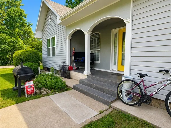 1008 N D St, Rogers, AR 72756
