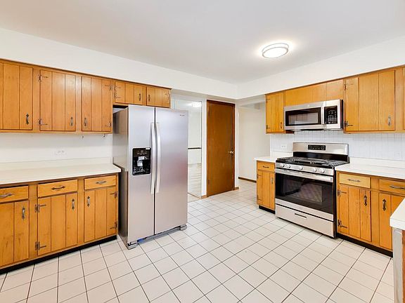 4th image of 4053 Cumnor Rd