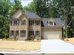 325 Eastcliff Dr SE, Concord, NC 28025