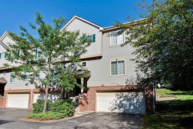 1st image of 211 Monarch Dr #1106