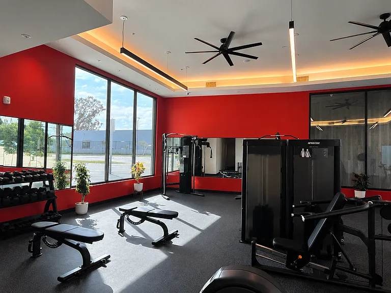 Newly Built Luxury Apartments in San Luis Obispo "Little Italy" — Photo 69