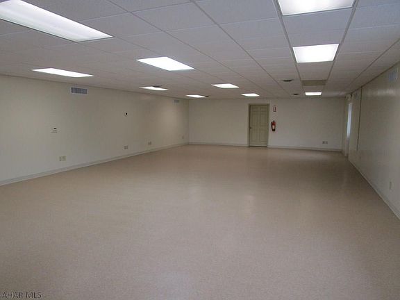 4th image of 645 E Pitt St