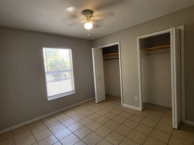 2145 Pauldo St — Photo 8