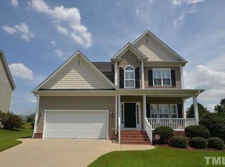 1720 Maizefield Ln, Fuquay Varina, NC 27526