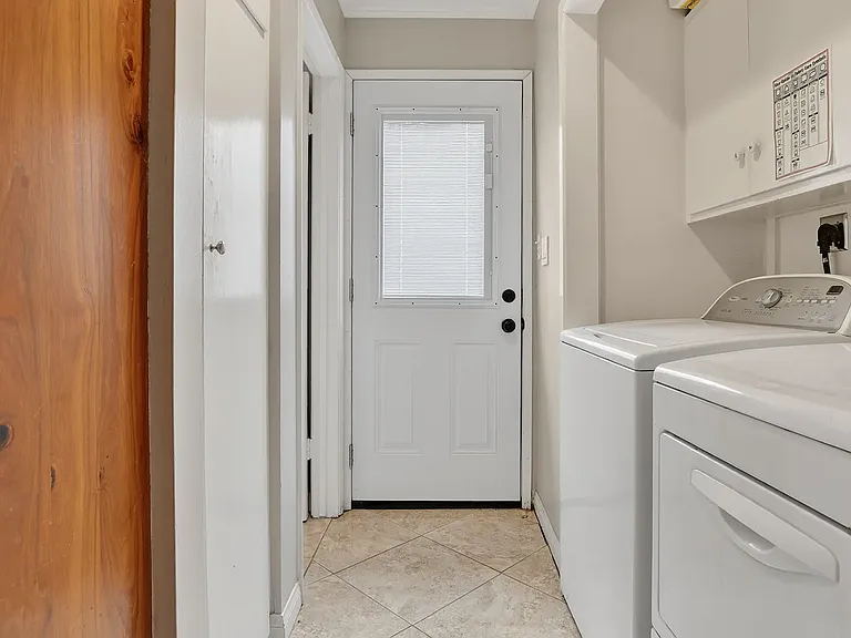 212 E Avenida De Los Arboles — Photo 14