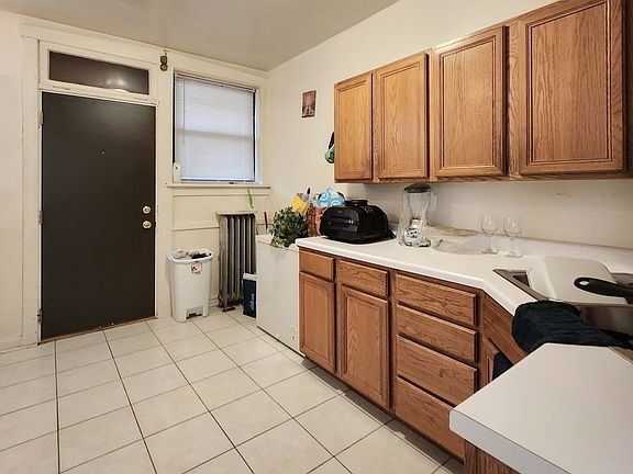 2nd image of 901 W Washington Blvd #405-2