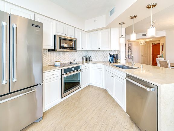 5th image of 347 N New River Dr E APT 2204