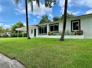 1065 NE 150th St #1, Miami, FL 33161