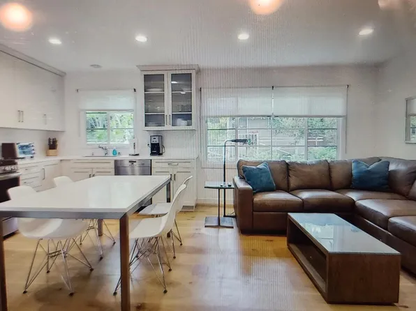 135 Montana Ave, Santa Monica, CA