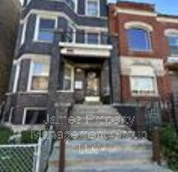 3213 W Warren Blvd #2 — Photo 28