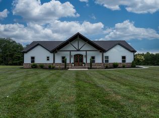 1405 Turnpike Rd, Summertown, TN 38483