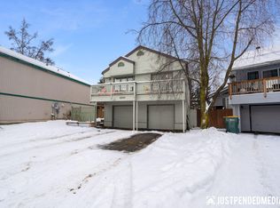 2235 Mistybrook Cir, Anchorage, AK 99502