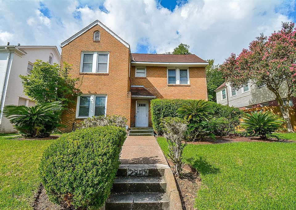 1st image of 2910 Southmore Blvd
