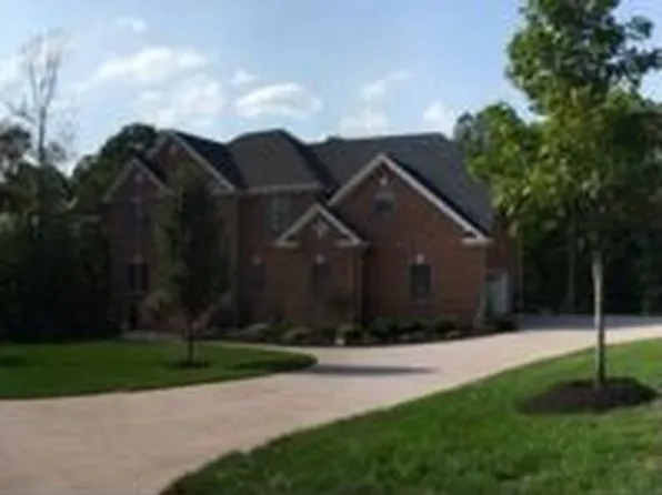 1094 Val Terrace Ct, Forest, VA 24551