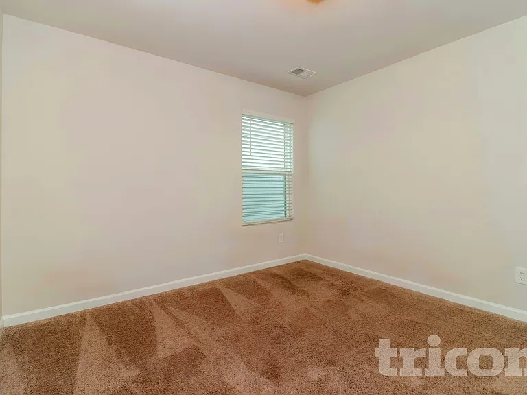 2948 McKenzie Dr — Photo 9
