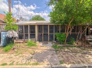 1205 N Moreno Ave, Laredo, TX 78043