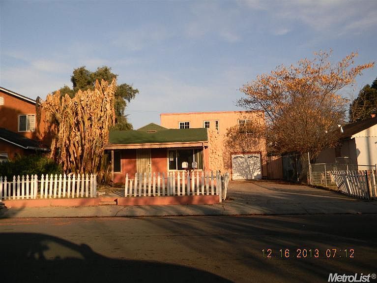 1st image of 2221-2219 E Stadium Dr