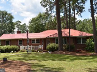 350 S College St, Metter, GA 30439