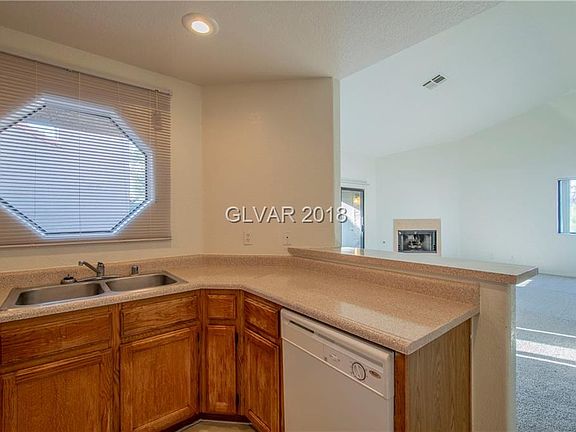 5th image of 5034 S Rainbow Blvd Unit 201