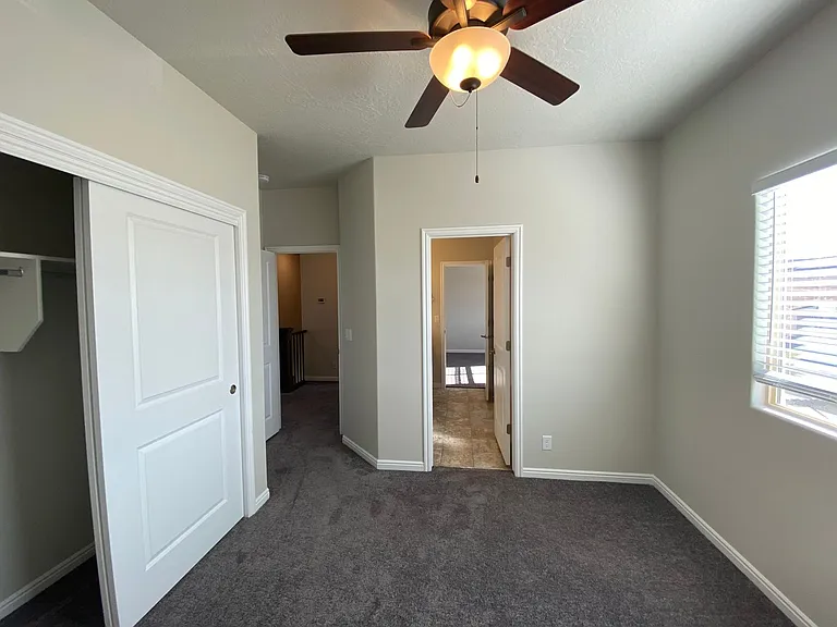 3403 E 2890 S — Photo 12