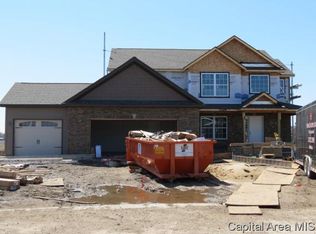 918 Boxwood Ct, Chatham, IL 62629