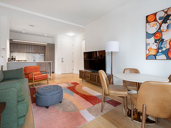 3rd image of 234 E 46th St APT 2104