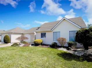 663C Azalea Plz #663, Monroe, NJ 08831