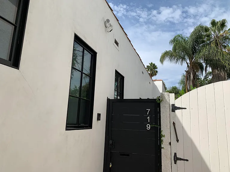 719 N Formosa Ave — Photo 4
